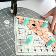 Cargar imagen en el visor de la galería, PRE-ORDER: Sew Magnetic 11&quot; Rotating Self-Healing Cutting Mat by SewTites